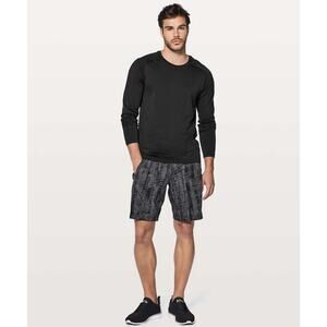 Lululemon Pace Breaker Short 9" Men’s Size Small Matchstick Asphalt Grey Black